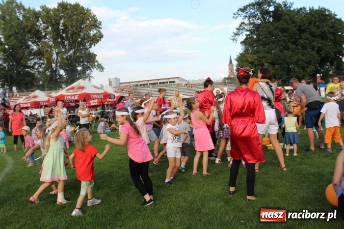Zdjęcie w galerii na portalu naszraciborz.pl: Memoriał 2016: dzień pierwszy - wręczenie nagr&oacute;d, oficjalne otwarcie, pokazy zapaśnicze i blok dla dzieci wiadomości z regionu