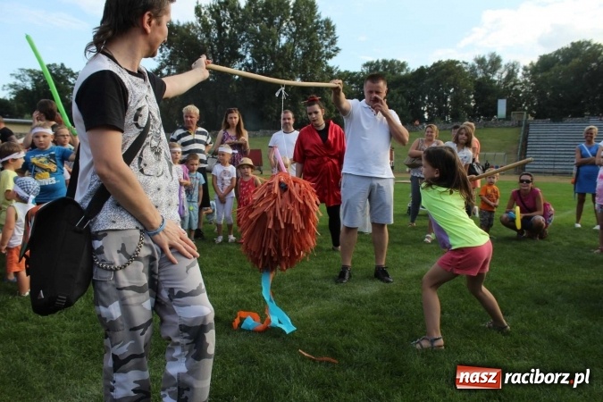 Zdjęcie w galerii na portalu naszraciborz.pl: Memoriał 2016: dzień pierwszy - wręczenie nagr&oacute;d, oficjalne otwarcie, pokazy zapaśnicze i blok dla dzieci wiadomości z regionu