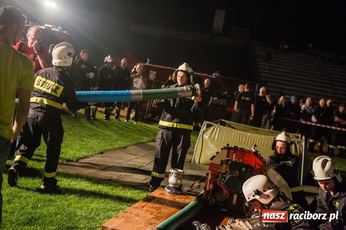 Zdjęcie w galerii na portalu naszraciborz.pl: Ognik 2016. Prądownica dla Sudoła, Puchar NaszRaciborz.pl dla Samborowic wiadomości z regionu