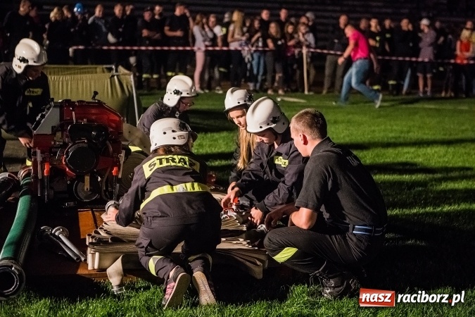 Zdjęcie w galerii na portalu naszraciborz.pl: Ognik 2016. Prądownica dla Sudoła, Puchar NaszRaciborz.pl dla Samborowic wiadomości z regionu