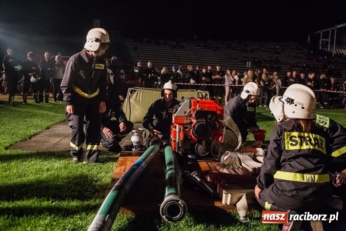 Zdjęcie w galerii na portalu naszraciborz.pl: Ognik 2016. Prądownica dla Sudoła, Puchar NaszRaciborz.pl dla Samborowic wiadomości z regionu