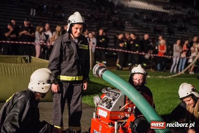 Zdjęcie w galerii na portalu naszraciborz.pl: Ognik 2016. Prądownica dla Sudoła, Puchar NaszRaciborz.pl dla Samborowic wiadomości z regionu