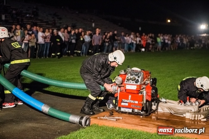 Zdjęcie w galerii na portalu naszraciborz.pl: Ognik 2016. Prądownica dla Sudoła, Puchar NaszRaciborz.pl dla Samborowic wiadomości z regionu