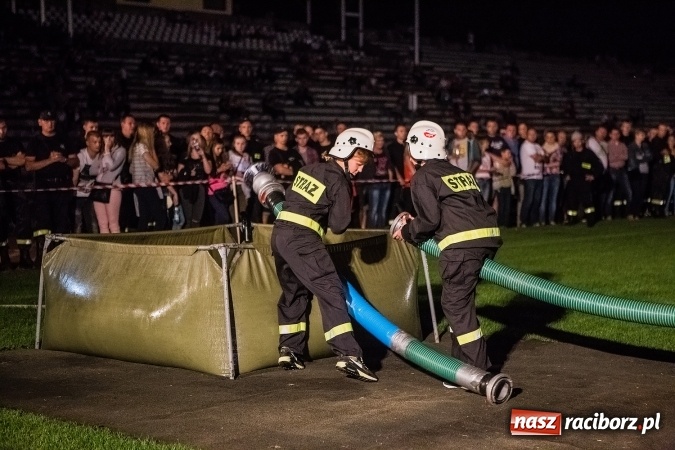 Zdjęcie w galerii na portalu naszraciborz.pl: Ognik 2016. Prądownica dla Sudoła, Puchar NaszRaciborz.pl dla Samborowic wiadomości z regionu