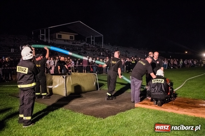 Zdjęcie w galerii na portalu naszraciborz.pl: Ognik 2016. Prądownica dla Sudoła, Puchar NaszRaciborz.pl dla Samborowic wiadomości z regionu