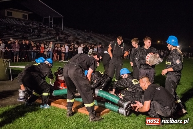 Zdjęcie w galerii na portalu naszraciborz.pl: Ognik 2016. Prądownica dla Sudoła, Puchar NaszRaciborz.pl dla Samborowic wiadomości z regionu