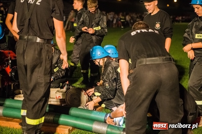 Zdjęcie w galerii na portalu naszraciborz.pl: Ognik 2016. Prądownica dla Sudoła, Puchar NaszRaciborz.pl dla Samborowic wiadomości z regionu