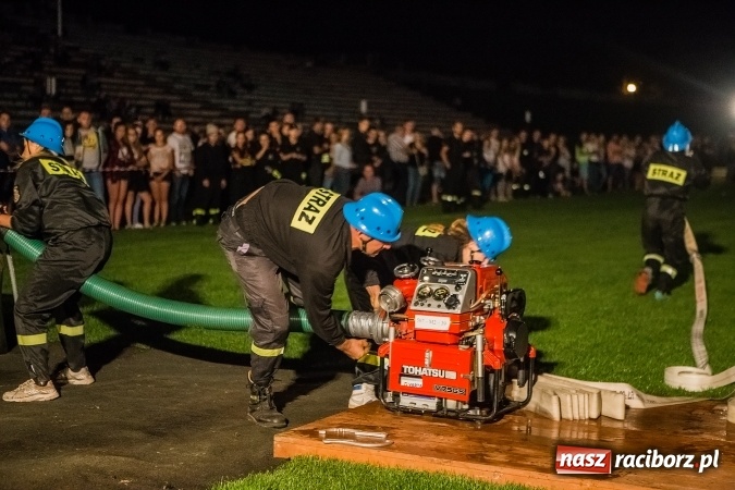 Zdjęcie w galerii na portalu naszraciborz.pl: Ognik 2016. Prądownica dla Sudoła, Puchar NaszRaciborz.pl dla Samborowic wiadomości z regionu