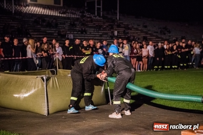 Zdjęcie w galerii na portalu naszraciborz.pl: Ognik 2016. Prądownica dla Sudoła, Puchar NaszRaciborz.pl dla Samborowic wiadomości z regionu