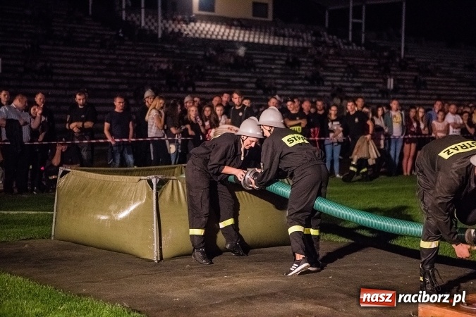 Zdjęcie w galerii na portalu naszraciborz.pl: Ognik 2016. Prądownica dla Sudoła, Puchar NaszRaciborz.pl dla Samborowic wiadomości z regionu