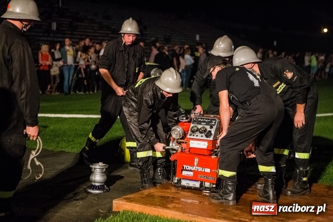 Zdjęcie w galerii na portalu naszraciborz.pl: Ognik 2016. Prądownica dla Sudoła, Puchar NaszRaciborz.pl dla Samborowic wiadomości z regionu