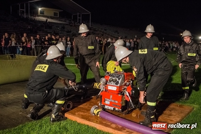Zdjęcie w galerii na portalu naszraciborz.pl: Ognik 2016. Prądownica dla Sudoła, Puchar NaszRaciborz.pl dla Samborowic wiadomości z regionu