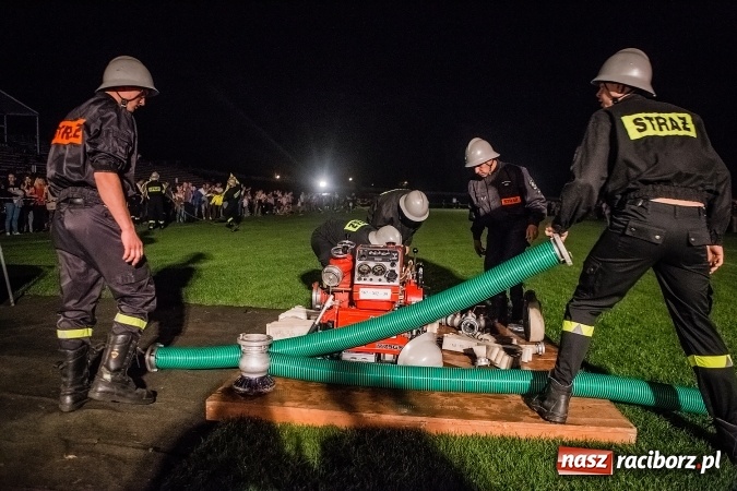 Zdjęcie w galerii na portalu naszraciborz.pl: Ognik 2016. Prądownica dla Sudoła, Puchar NaszRaciborz.pl dla Samborowic wiadomości z regionu