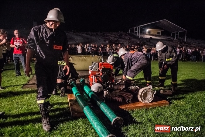 Zdjęcie w galerii na portalu naszraciborz.pl: Ognik 2016. Prądownica dla Sudoła, Puchar NaszRaciborz.pl dla Samborowic wiadomości z regionu