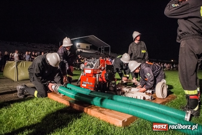 Zdjęcie w galerii na portalu naszraciborz.pl: Ognik 2016. Prądownica dla Sudoła, Puchar NaszRaciborz.pl dla Samborowic wiadomości z regionu