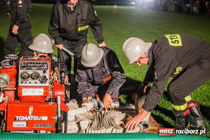 Zdjęcie w galerii na portalu naszraciborz.pl: Ognik 2016. Prądownica dla Sudoła, Puchar NaszRaciborz.pl dla Samborowic wiadomości z regionu