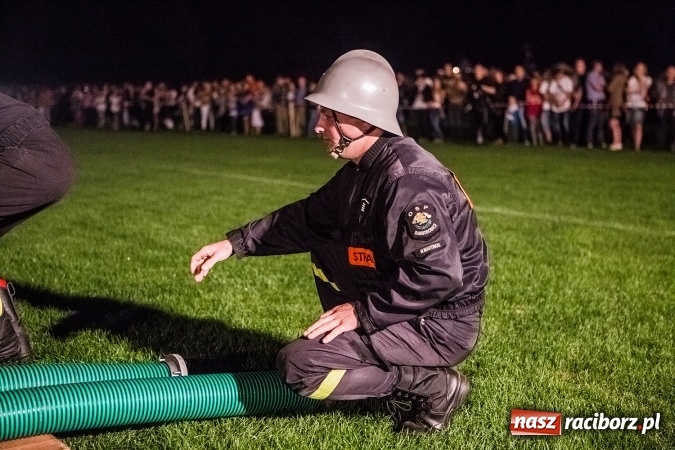 Zdjęcie w galerii na portalu naszraciborz.pl: Ognik 2016. Prądownica dla Sudoła, Puchar NaszRaciborz.pl dla Samborowic wiadomości z regionu