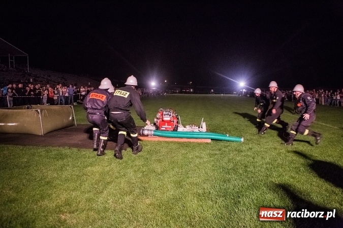 Zdjęcie w galerii na portalu naszraciborz.pl: Ognik 2016. Prądownica dla Sudoła, Puchar NaszRaciborz.pl dla Samborowic wiadomości z regionu