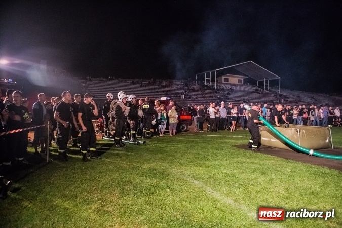 Zdjęcie w galerii na portalu naszraciborz.pl: Ognik 2016. Prądownica dla Sudoła, Puchar NaszRaciborz.pl dla Samborowic wiadomości z regionu