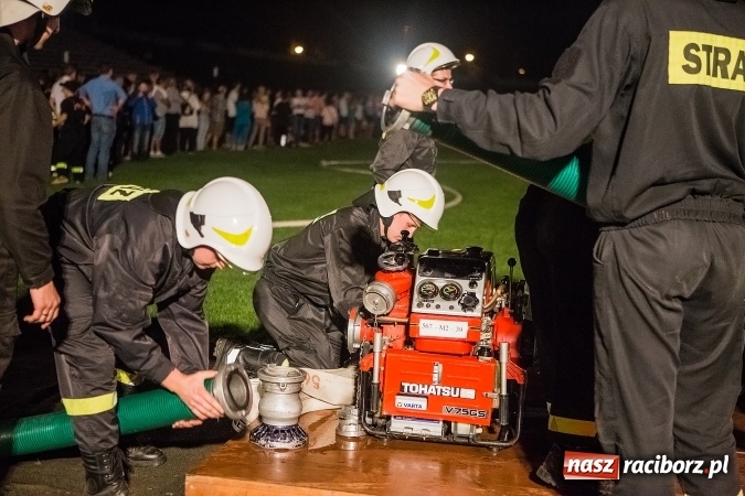 Zdjęcie w galerii na portalu naszraciborz.pl: Ognik 2016. Prądownica dla Sudoła, Puchar NaszRaciborz.pl dla Samborowic wiadomości z regionu