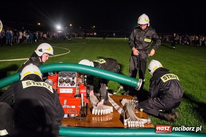 Zdjęcie w galerii na portalu naszraciborz.pl: Ognik 2016. Prądownica dla Sudoła, Puchar NaszRaciborz.pl dla Samborowic wiadomości z regionu