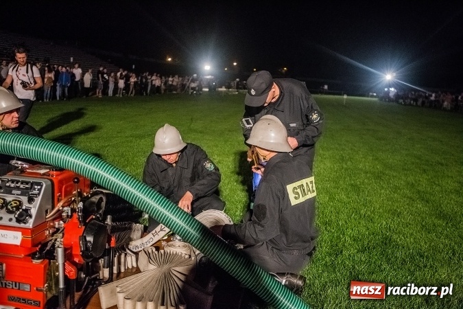 Zdjęcie w galerii na portalu naszraciborz.pl: Ognik 2016. Prądownica dla Sudoła, Puchar NaszRaciborz.pl dla Samborowic wiadomości z regionu