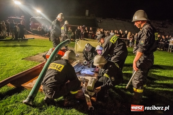 Zdjęcie w galerii na portalu naszraciborz.pl: Ognik 2016. Prądownica dla Sudoła, Puchar NaszRaciborz.pl dla Samborowic wiadomości z regionu