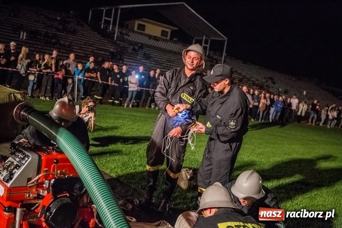Zdjęcie w galerii na portalu naszraciborz.pl: Ognik 2016. Prądownica dla Sudoła, Puchar NaszRaciborz.pl dla Samborowic wiadomości z regionu