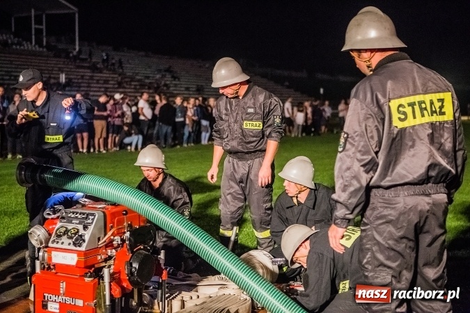 Zdjęcie w galerii na portalu naszraciborz.pl: Ognik 2016. Prądownica dla Sudoła, Puchar NaszRaciborz.pl dla Samborowic wiadomości z regionu