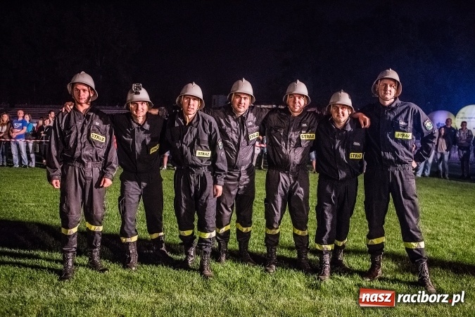 Zdjęcie w galerii na portalu naszraciborz.pl: Ognik 2016. Prądownica dla Sudoła, Puchar NaszRaciborz.pl dla Samborowic wiadomości z regionu