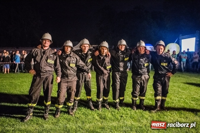 Zdjęcie w galerii na portalu naszraciborz.pl: Ognik 2016. Prądownica dla Sudoła, Puchar NaszRaciborz.pl dla Samborowic wiadomości z regionu