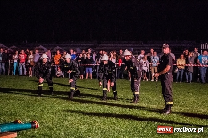 Zdjęcie w galerii na portalu naszraciborz.pl: Ognik 2016. Prądownica dla Sudoła, Puchar NaszRaciborz.pl dla Samborowic wiadomości z regionu