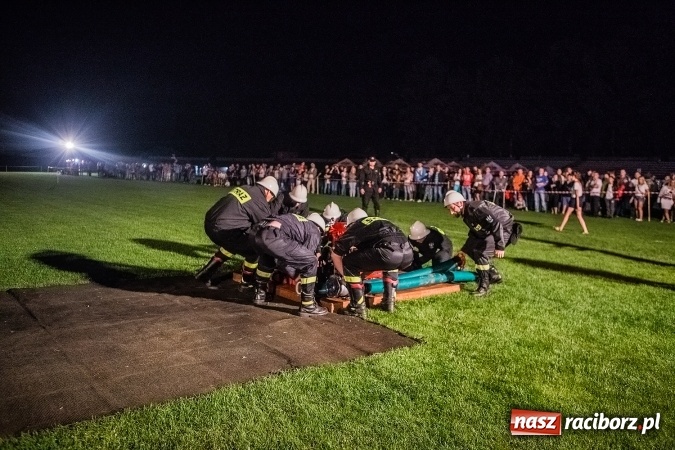 Zdjęcie w galerii na portalu naszraciborz.pl: Ognik 2016. Prądownica dla Sudoła, Puchar NaszRaciborz.pl dla Samborowic wiadomości z regionu