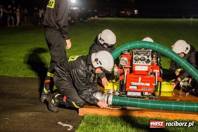 Zdjęcie w galerii na portalu naszraciborz.pl: Ognik 2016. Prądownica dla Sudoła, Puchar NaszRaciborz.pl dla Samborowic wiadomości z regionu