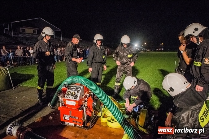 Zdjęcie w galerii na portalu naszraciborz.pl: Ognik 2016. Prądownica dla Sudoła, Puchar NaszRaciborz.pl dla Samborowic wiadomości z regionu