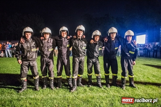Zdjęcie w galerii na portalu naszraciborz.pl: Ognik 2016. Prądownica dla Sudoła, Puchar NaszRaciborz.pl dla Samborowic wiadomości z regionu