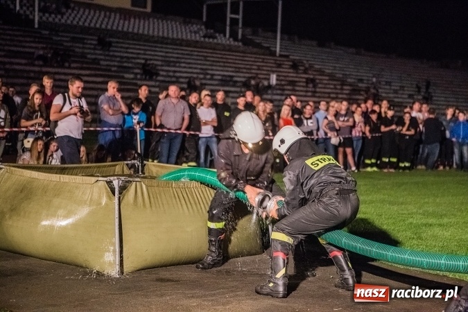 Zdjęcie w galerii na portalu naszraciborz.pl: Ognik 2016. Prądownica dla Sudoła, Puchar NaszRaciborz.pl dla Samborowic wiadomości z regionu