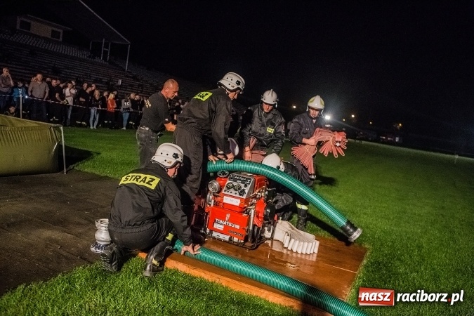 Zdjęcie w galerii na portalu naszraciborz.pl: Ognik 2016. Prądownica dla Sudoła, Puchar NaszRaciborz.pl dla Samborowic wiadomości z regionu