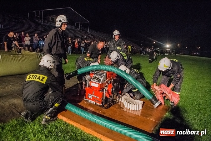 Zdjęcie w galerii na portalu naszraciborz.pl: Ognik 2016. Prądownica dla Sudoła, Puchar NaszRaciborz.pl dla Samborowic wiadomości z regionu
