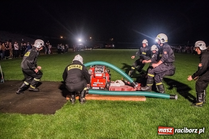 Zdjęcie w galerii na portalu naszraciborz.pl: Ognik 2016. Prądownica dla Sudoła, Puchar NaszRaciborz.pl dla Samborowic wiadomości z regionu