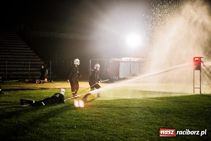 Zdjęcie w galerii na portalu naszraciborz.pl: Ognik 2016. Prądownica dla Sudoła, Puchar NaszRaciborz.pl dla Samborowic wiadomości z regionu