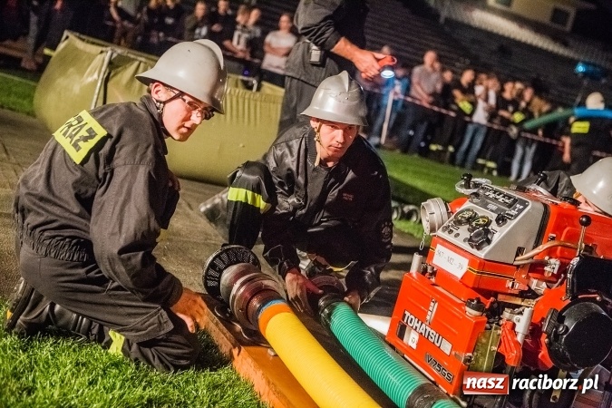 Zdjęcie w galerii na portalu naszraciborz.pl: Ognik 2016. Prądownica dla Sudoła, Puchar NaszRaciborz.pl dla Samborowic wiadomości z regionu