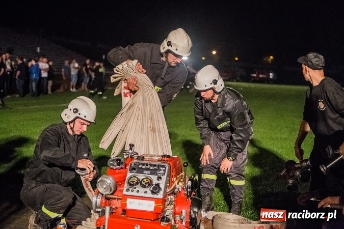 Zdjęcie w galerii na portalu naszraciborz.pl: Ognik 2016. Prądownica dla Sudoła, Puchar NaszRaciborz.pl dla Samborowic wiadomości z regionu