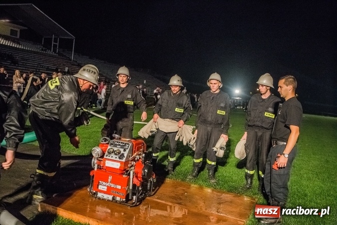 Zdjęcie w galerii na portalu naszraciborz.pl: Ognik 2016. Prądownica dla Sudoła, Puchar NaszRaciborz.pl dla Samborowic wiadomości z regionu