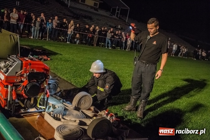 Zdjęcie w galerii na portalu naszraciborz.pl: Ognik 2016. Prądownica dla Sudoła, Puchar NaszRaciborz.pl dla Samborowic wiadomości z regionu