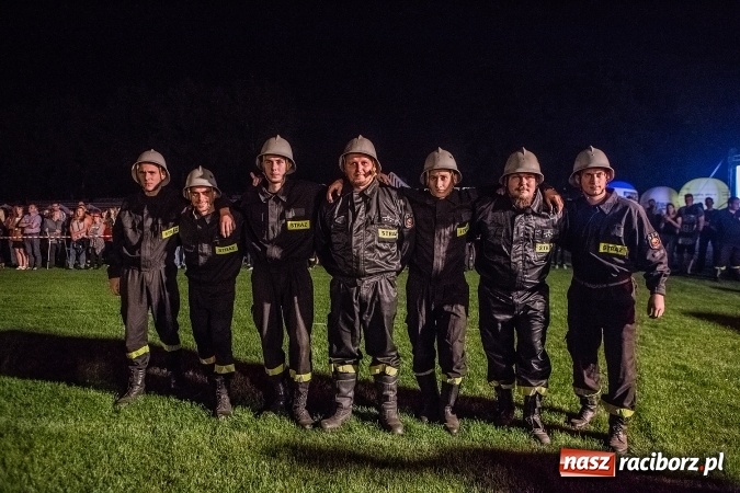 Zdjęcie w galerii na portalu naszraciborz.pl: Ognik 2016. Prądownica dla Sudoła, Puchar NaszRaciborz.pl dla Samborowic wiadomości z regionu