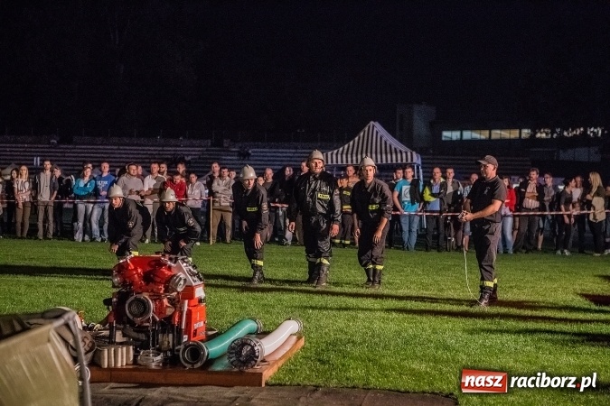 Zdjęcie w galerii na portalu naszraciborz.pl: Ognik 2016. Prądownica dla Sudoła, Puchar NaszRaciborz.pl dla Samborowic wiadomości z regionu