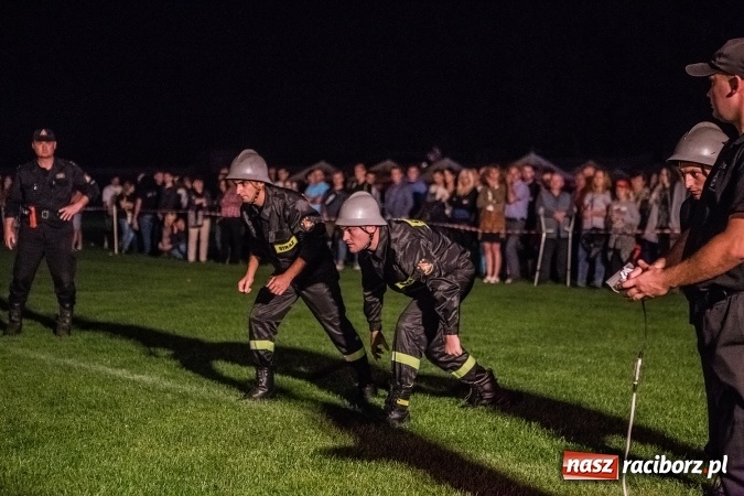 Zdjęcie w galerii na portalu naszraciborz.pl: Ognik 2016. Prądownica dla Sudoła, Puchar NaszRaciborz.pl dla Samborowic wiadomości z regionu