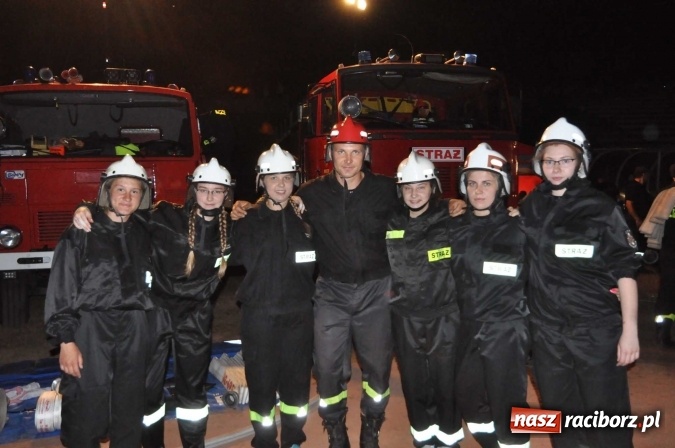 Zdjęcie w galerii na portalu naszraciborz.pl: Ognik 2016. Prądownica dla Sudoła, Puchar NaszRaciborz.pl dla Samborowic wiadomości z regionu