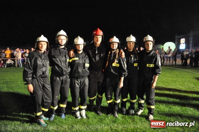 Zdjęcie w galerii na portalu naszraciborz.pl: Ognik 2016. Prądownica dla Sudoła, Puchar NaszRaciborz.pl dla Samborowic wiadomości z regionu